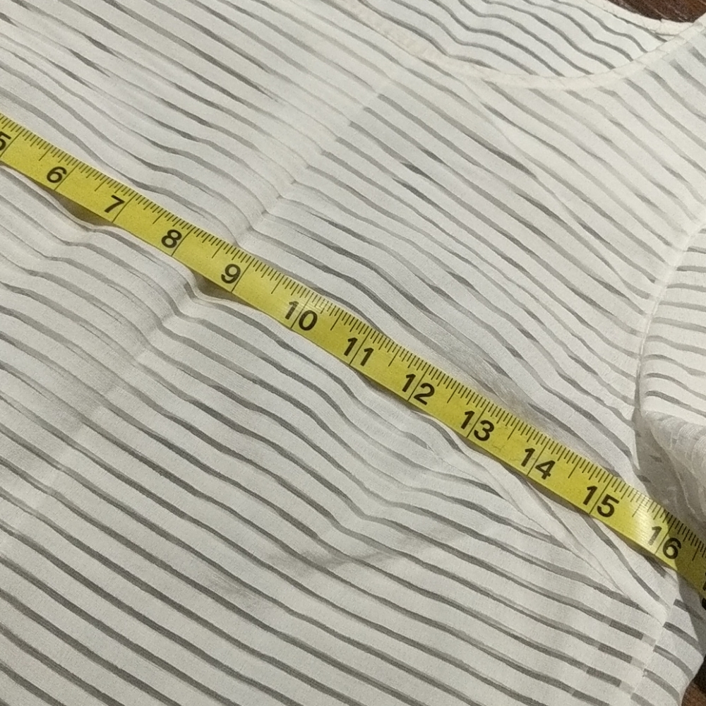 Akris Punto White Sheer Top Size 6 - Picture 6 of 8